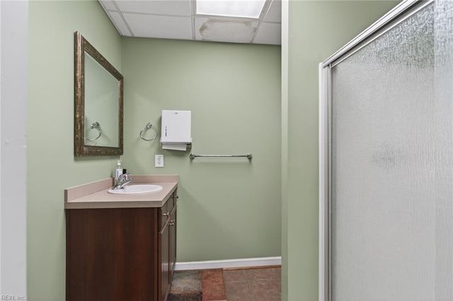 2216 Executive Dr Ste A, Hampton, VA 23666
