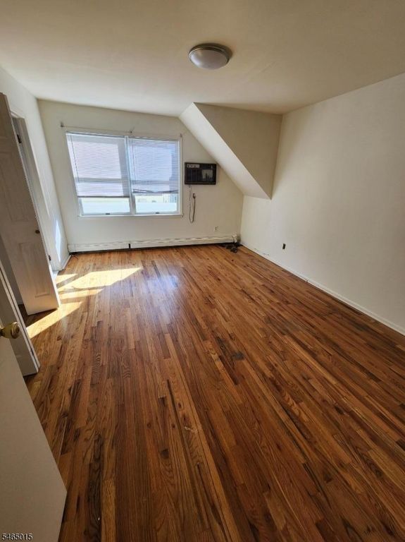 1310 E Henry St, Linden City, NJ 07036 — photo 2