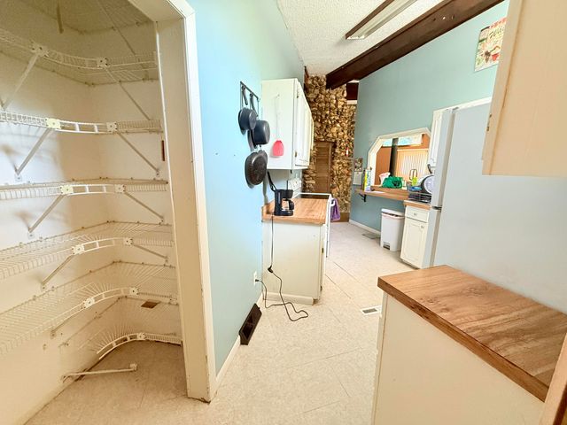 4207 Blue Vista Drive, Evart, MI 49631