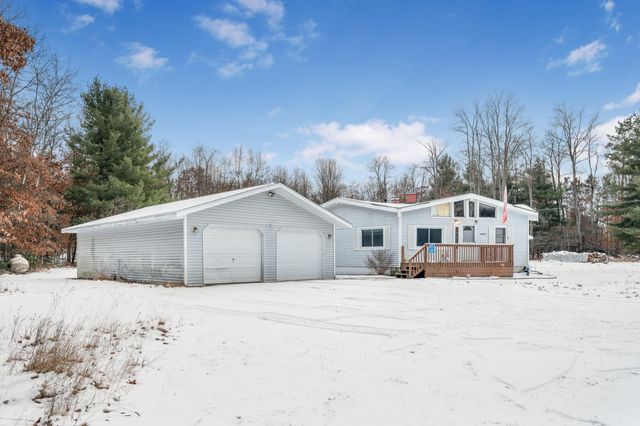 4207 Blue Vista Drive, Evart, MI 49631