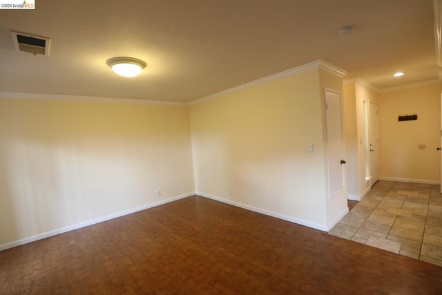 1055 San Ramon Valley BLVD, Danville, CA 94526