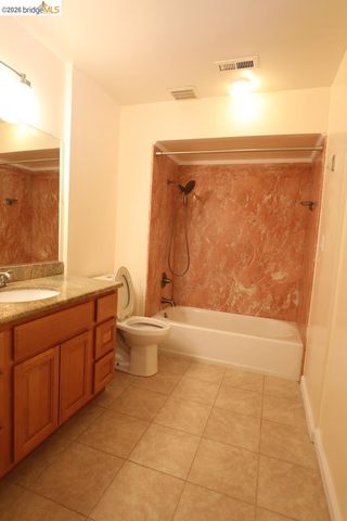 1055 San Ramon Valley BLVD, Danville, CA 94526