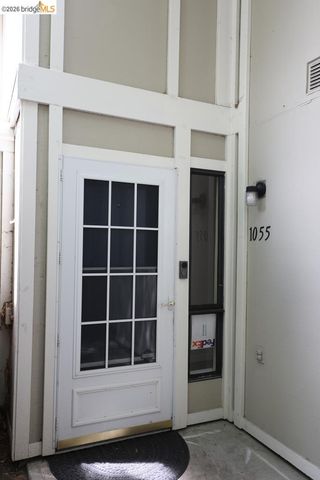 1055 San Ramon Valley BLVD, Danville, CA 94526