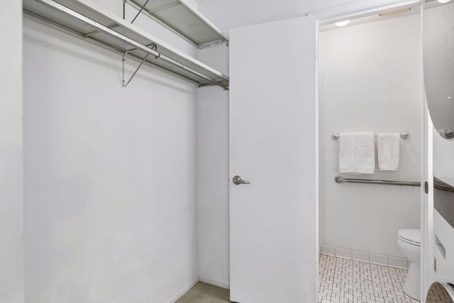 132 Demont Avenue E 128, Little Canada, MN 55117