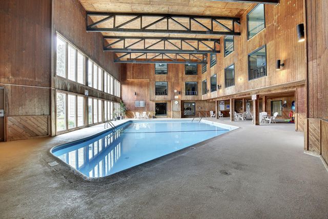 132 Demont Avenue E 128, Little Canada, MN 55117