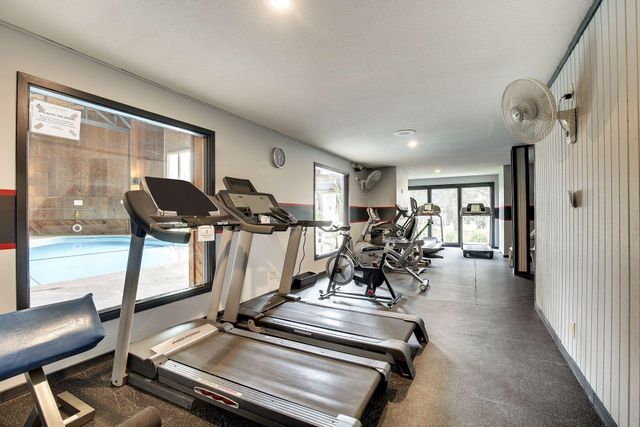 132 Demont Avenue E 128, Little Canada, MN 55117