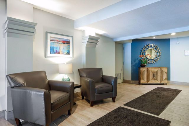 132 Demont Avenue E 128, Little Canada, MN 55117