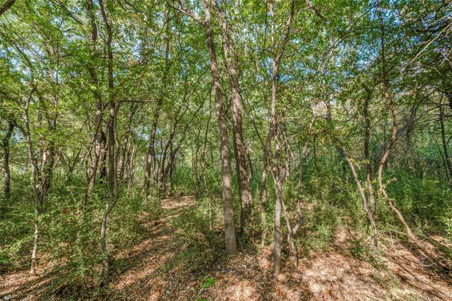 3863 New Hope Road, Aubrey, TX 76227