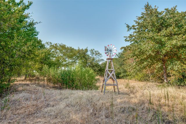 3863 New Hope Road, Aubrey, TX 76227
