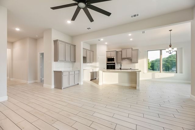 5004 Taylor Trail, Sanger, TX 76266