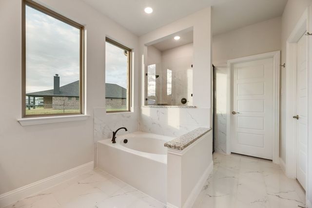 5004 Taylor Trail, Sanger, TX 76266