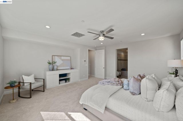 33454 Bronco Loop, Fremont, CA 94555