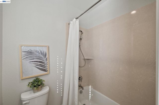 33454 Bronco Loop, Fremont, CA 94555