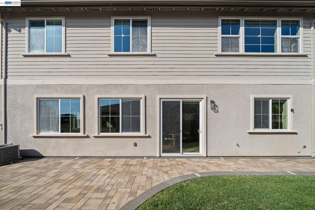 33454 Bronco Loop, Fremont, CA 94555