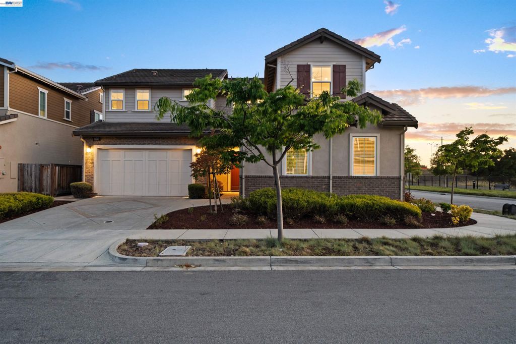 33454 Bronco Loop, Fremont, CA 94555