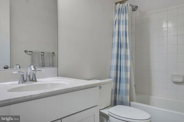 8353 AMBER BEACON CIR, Millersville, MD 21108