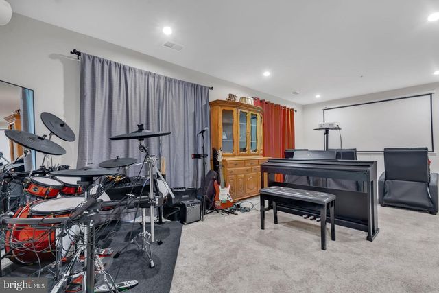 8353 AMBER BEACON CIR, Millersville, MD 21108