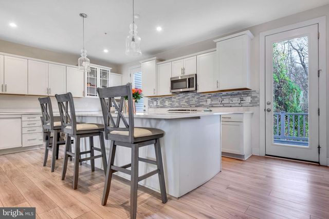 8353 AMBER BEACON CIR, Millersville, MD 21108