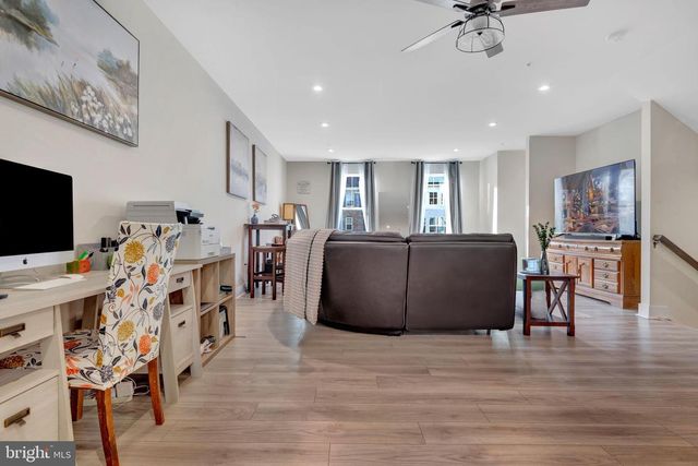 8353 AMBER BEACON CIR, Millersville, MD 21108