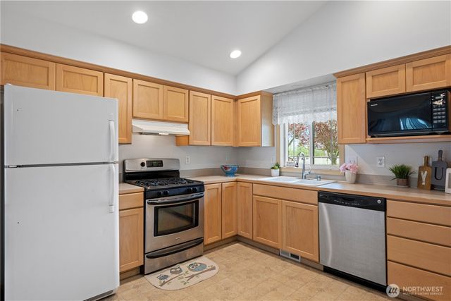 1705 Wildflower Way, Sedro Woolley, WA 98284