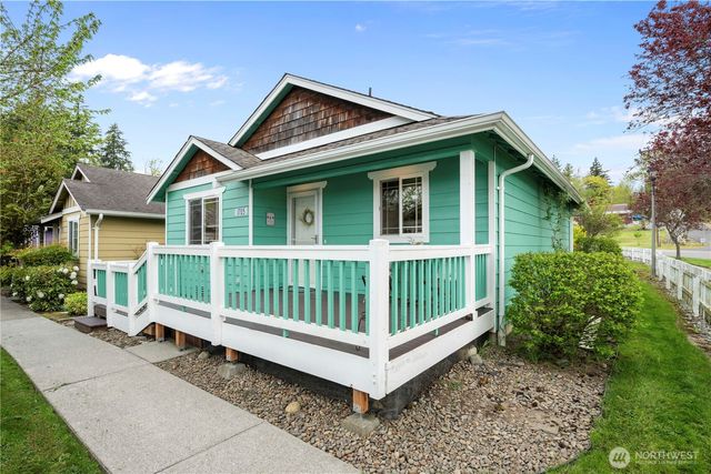 1705 Wildflower Way, Sedro Woolley, WA 98284