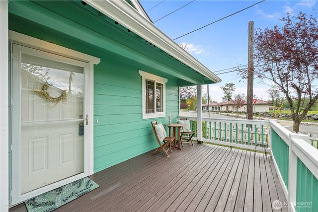 1705 Wildflower Way, Sedro Woolley, WA 98284