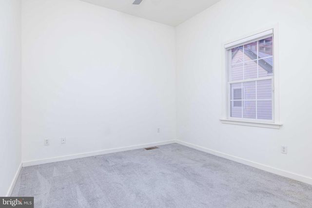 156 CHRISTINA LANDING DR, Wilmington, DE 19801