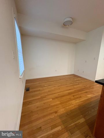 156 CHRISTINA LANDING DR, Wilmington, DE 19801