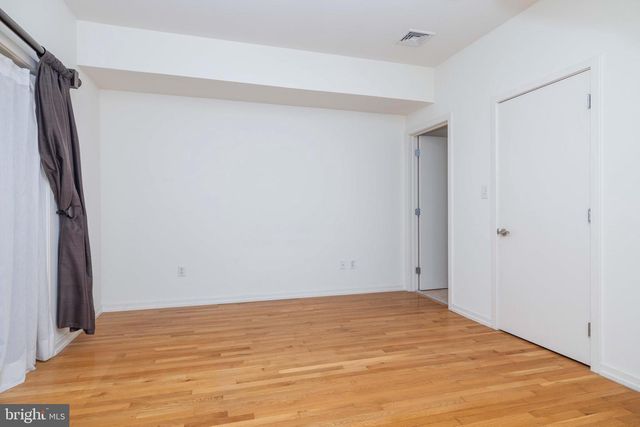 156 CHRISTINA LANDING DR, Wilmington, DE 19801