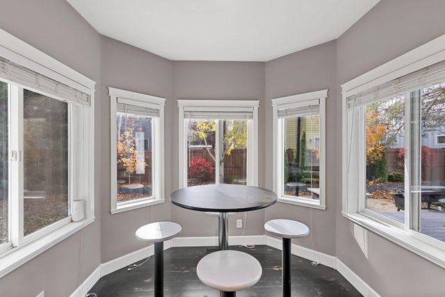 20577 NE Sierra Drive, Bend, OR 97701