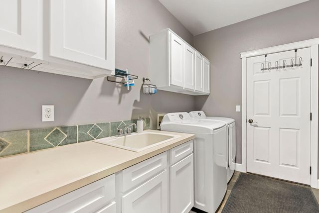 20577 NE Sierra Drive, Bend, OR 97701