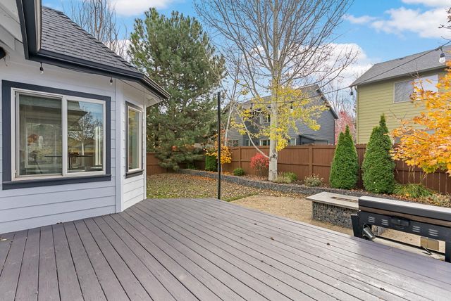 20577 NE Sierra Drive, Bend, OR 97701