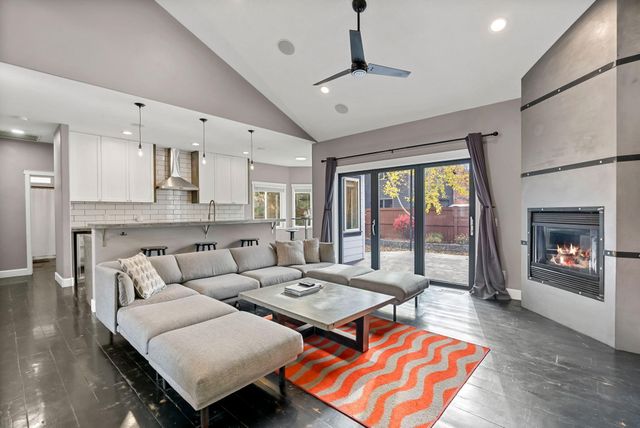 20577 NE Sierra Drive, Bend, OR 97701