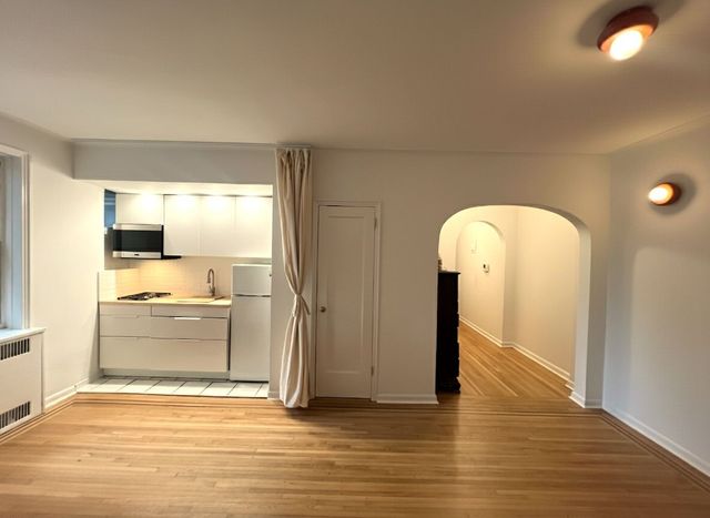 224 Highland Blvd Apt 611, New York City, NY 11207