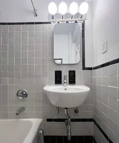 224 Highland Blvd Apt 611, New York City, NY 11207