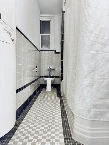 224 Highland Blvd Apt 611, New York City, NY 11207