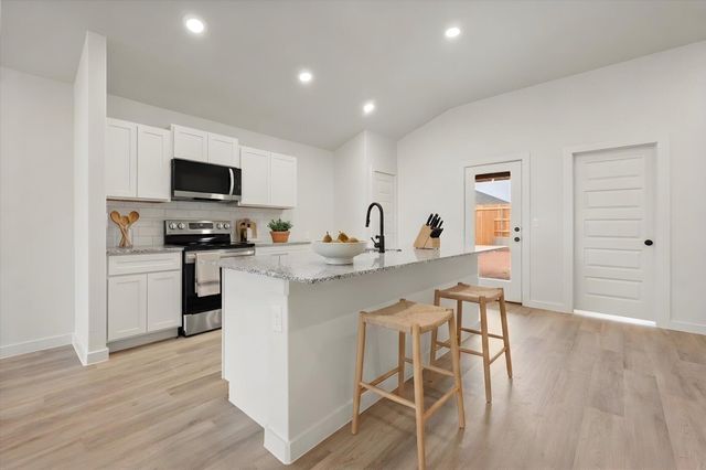 2409 Bryan Avenue, Wolfforth, TX 79382