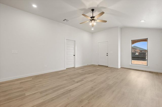 2409 Bryan Avenue, Wolfforth, TX 79382