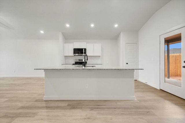 2409 Bryan Avenue, Wolfforth, TX 79382