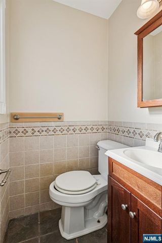 1154 Valley Road 1A, Wayne, NJ 07470