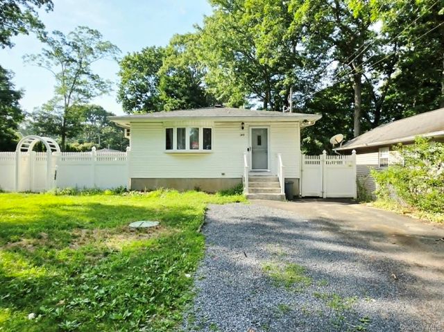 149 Moriches Avenue, Mastic, NY 11950