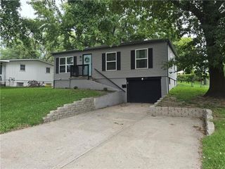 317 N Cochise Drive, Independence, MO 64056