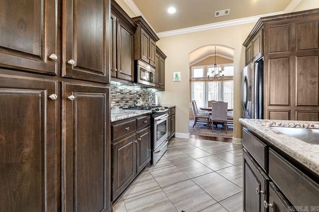 1204 Beaverhead Cove, Benton, AR 72015