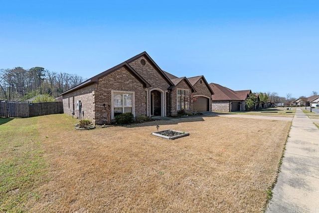 1204 Beaverhead Cove, Benton, AR 72015