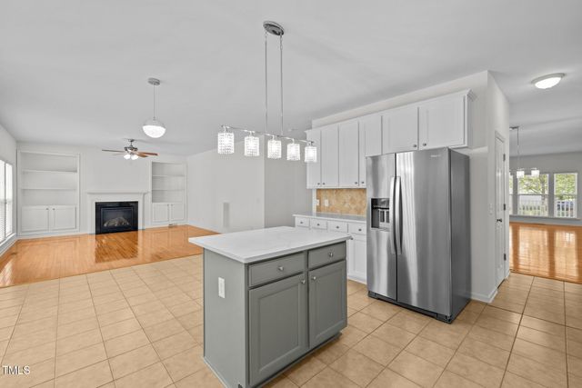 324 Farrow Glen Loop, Cary, NC 27519