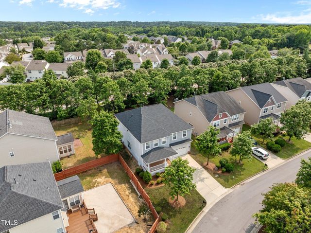 324 Farrow Glen Loop, Cary, NC 27519