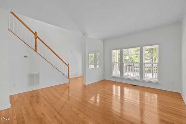 324 Farrow Glen Loop, Cary, NC 27519