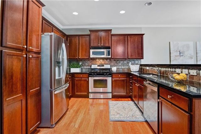 300 Snowgoose Court, Alpharetta, GA 30022