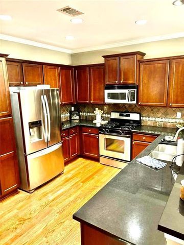300 Snowgoose Court, Alpharetta, GA 30022