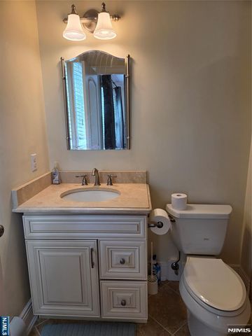 60 1st, Harrington Park, NJ 07640